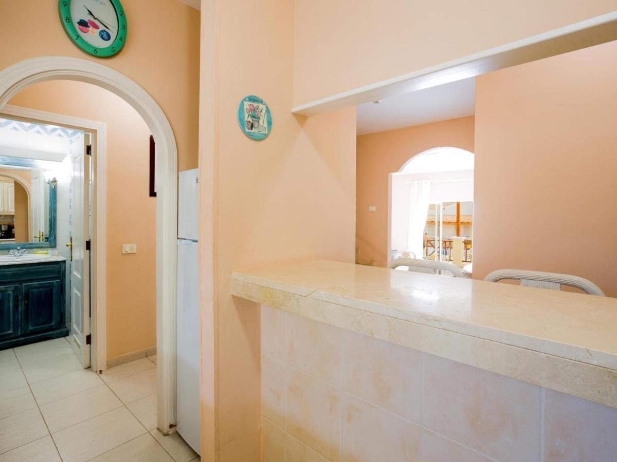 22 Golf Resort Beautiful And Comfy Лос Кристианос Экстерьер фото