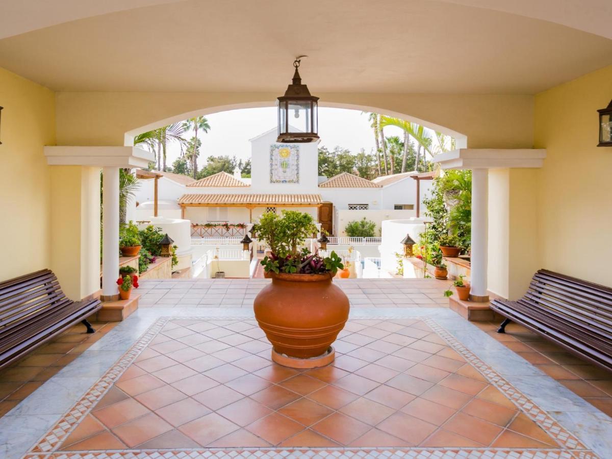 22 Golf Resort Beautiful And Comfy Лос Кристианос Экстерьер фото